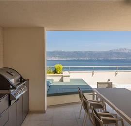 4-Bedroom Luxury Villa with Heated Pool, Ciovo near Trogir – Sleeps 8